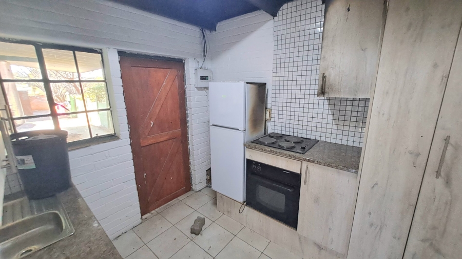 16 Bedroom Property for Sale in Universitas Free State
